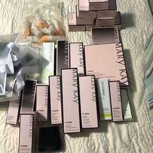 Mary Kay new cosmetics and skin care